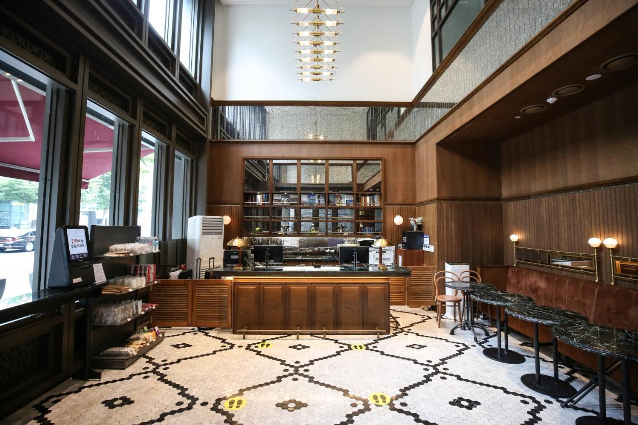 Hotel Crescendo Seoul Bagian luar foto