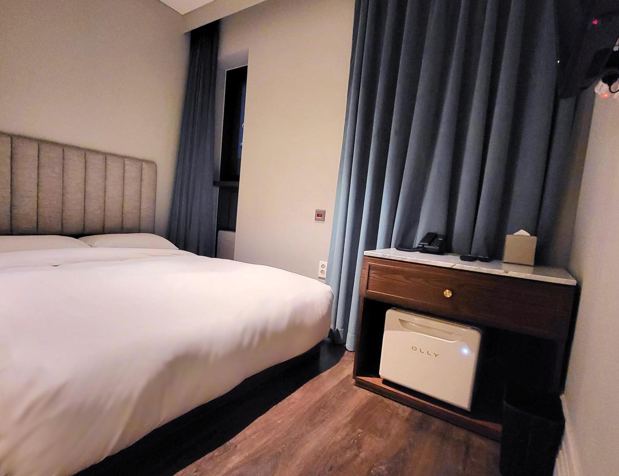 Hotel Crescendo Seoul Bagian luar foto