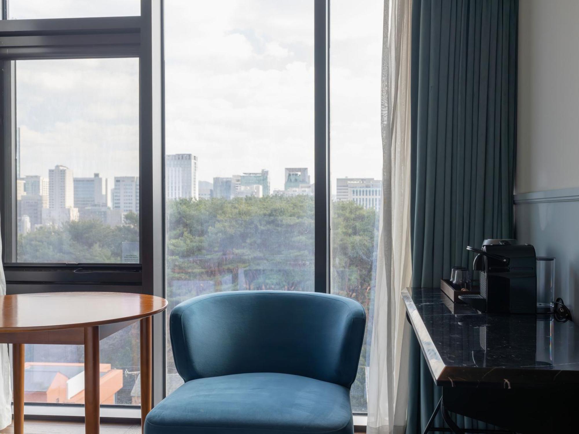 Hotel Crescendo Seoul Bagian luar foto