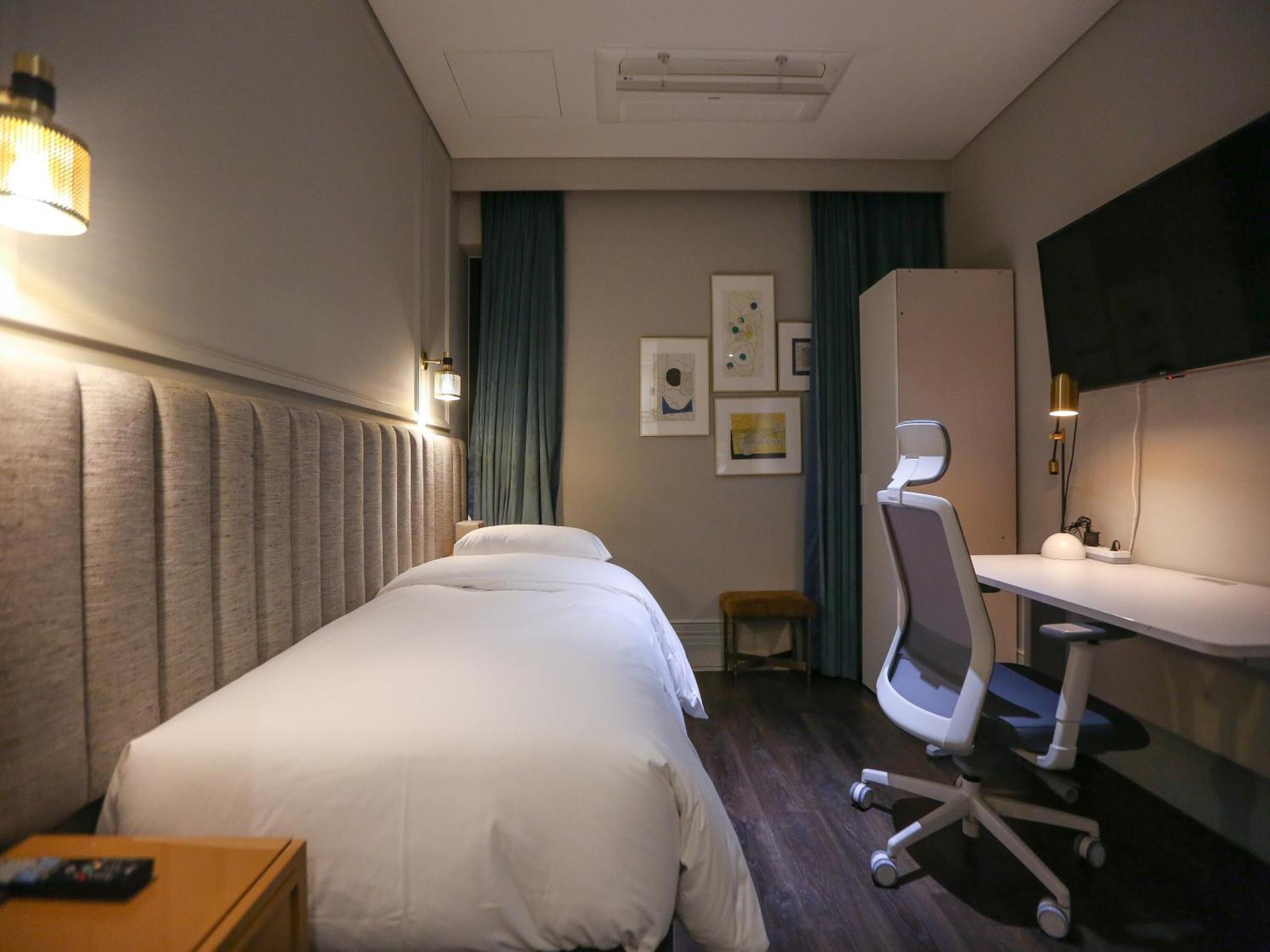 Hotel Crescendo Seoul Bagian luar foto